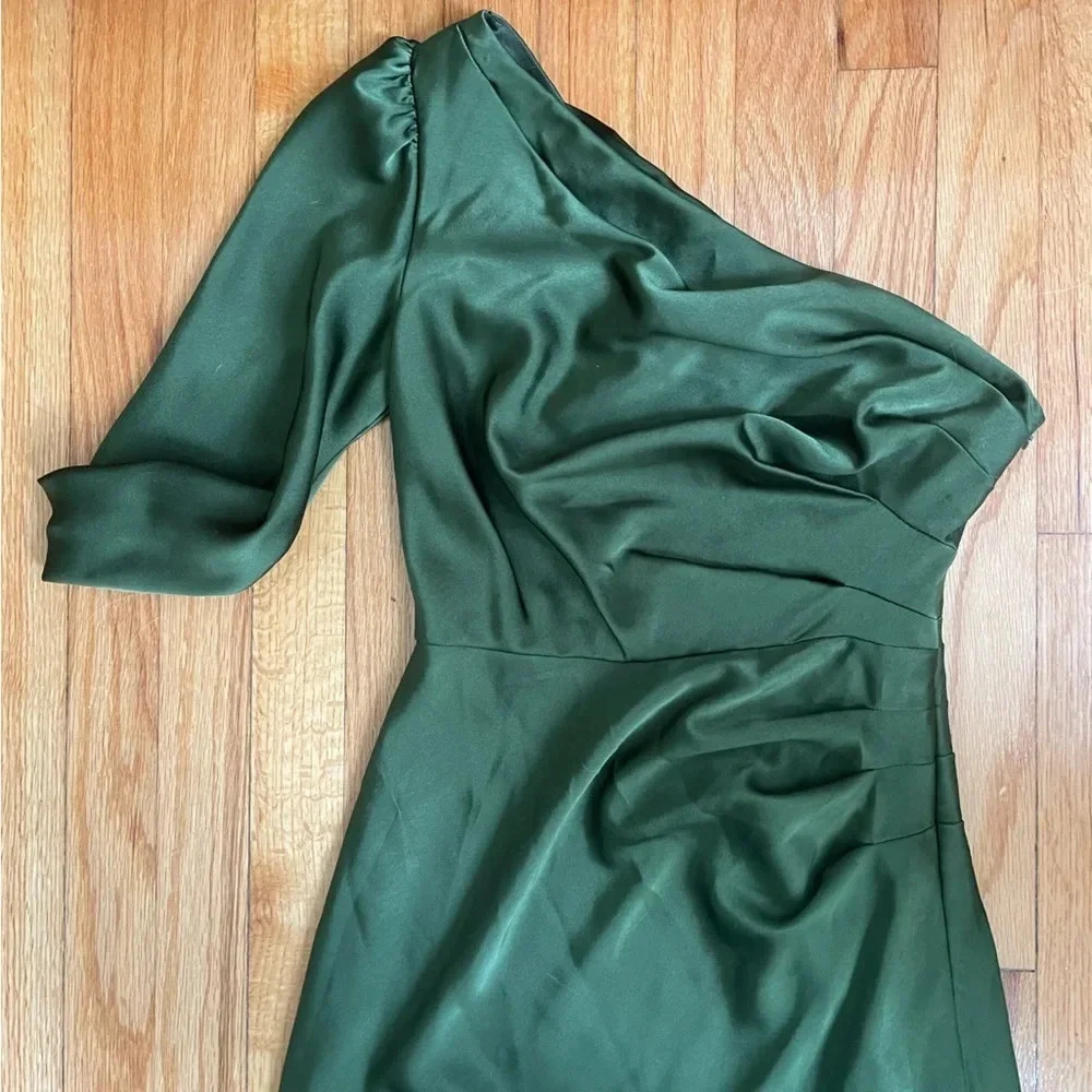 BCBG MAXAZRIA-Green One-Shoulder Draped Bodycon Short Dress Side Zip 02 cocktail - Picture 5 of 7